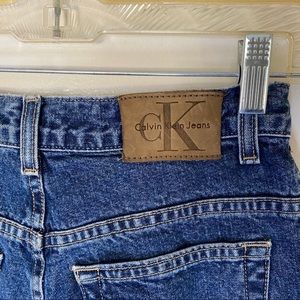 Calvin Klein Wide Leg Cropped Jeans